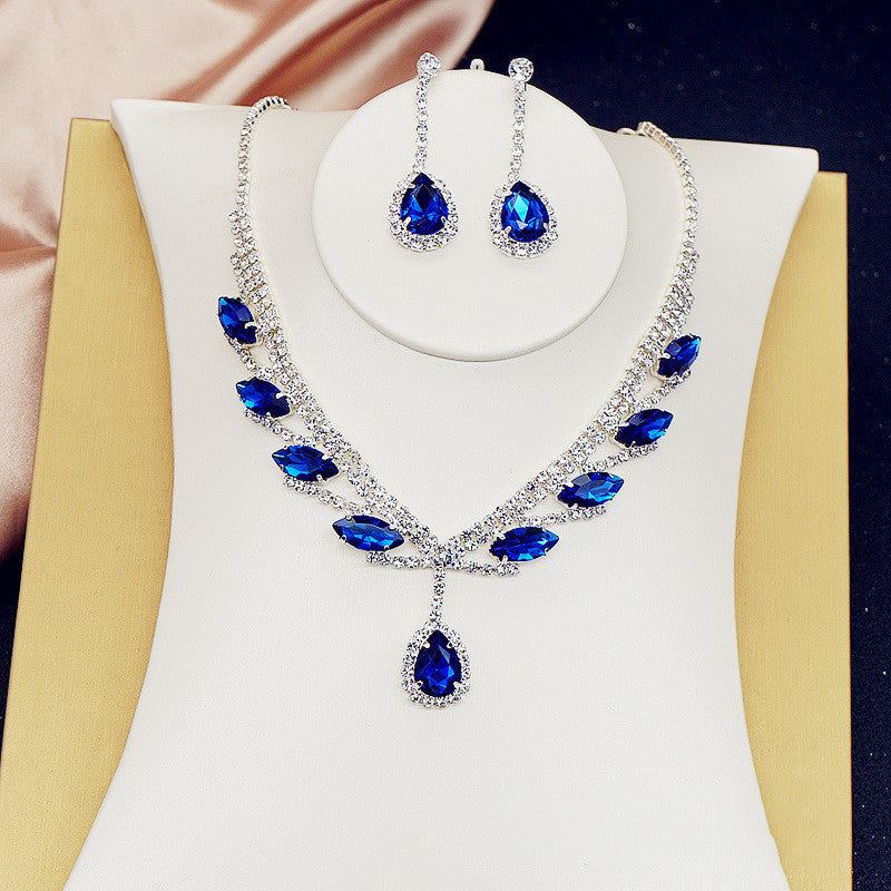 Women's Fashionable And Versatile Crystal Necklace Set