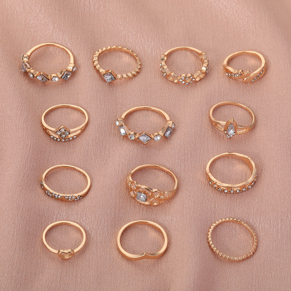 Fashionable Gold Heart-shaped Dotted Hollow-out 13-Piece Set