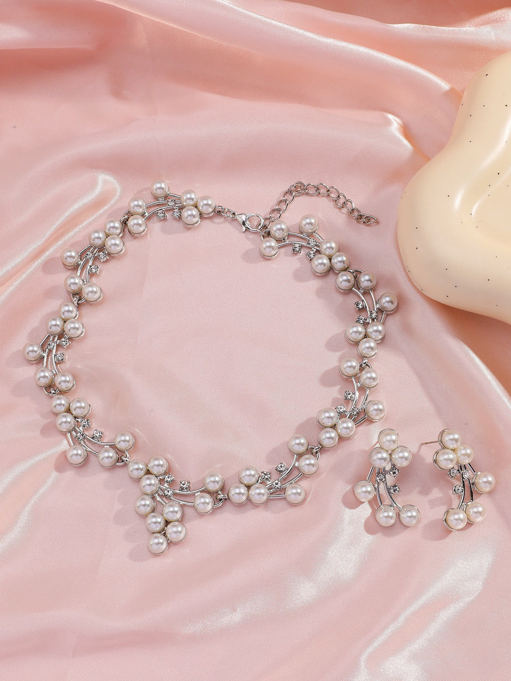 Alloy Pearl Earring And Necklace Jewelry Set