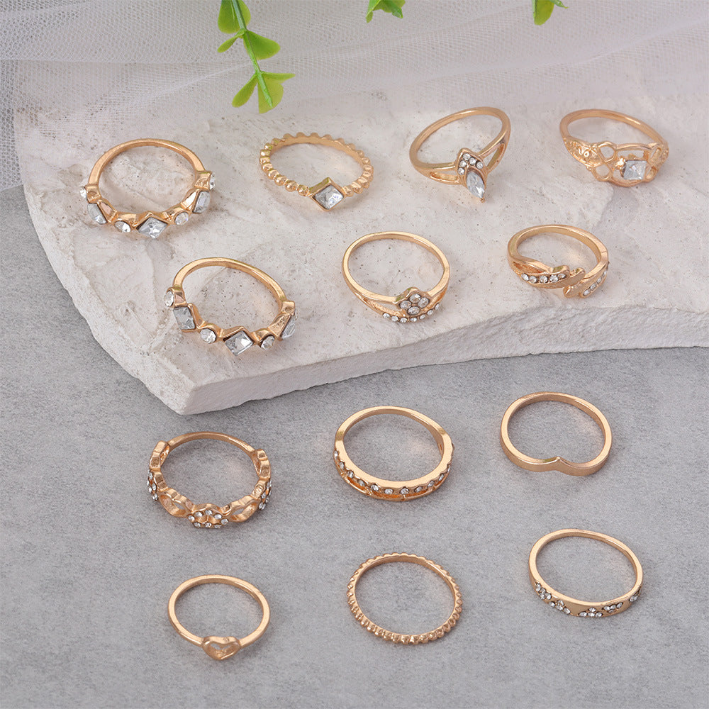 Fashionable Gold Heart-shaped Dotted Hollow-out 13-Piece Set