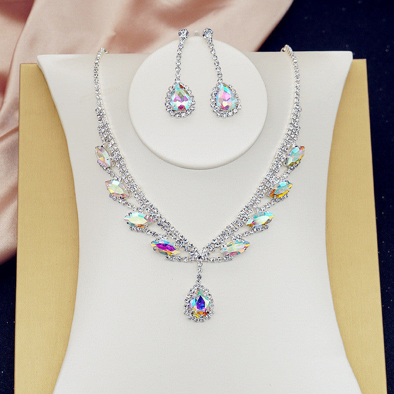 Women's Fashionable And Versatile Crystal Necklace Set